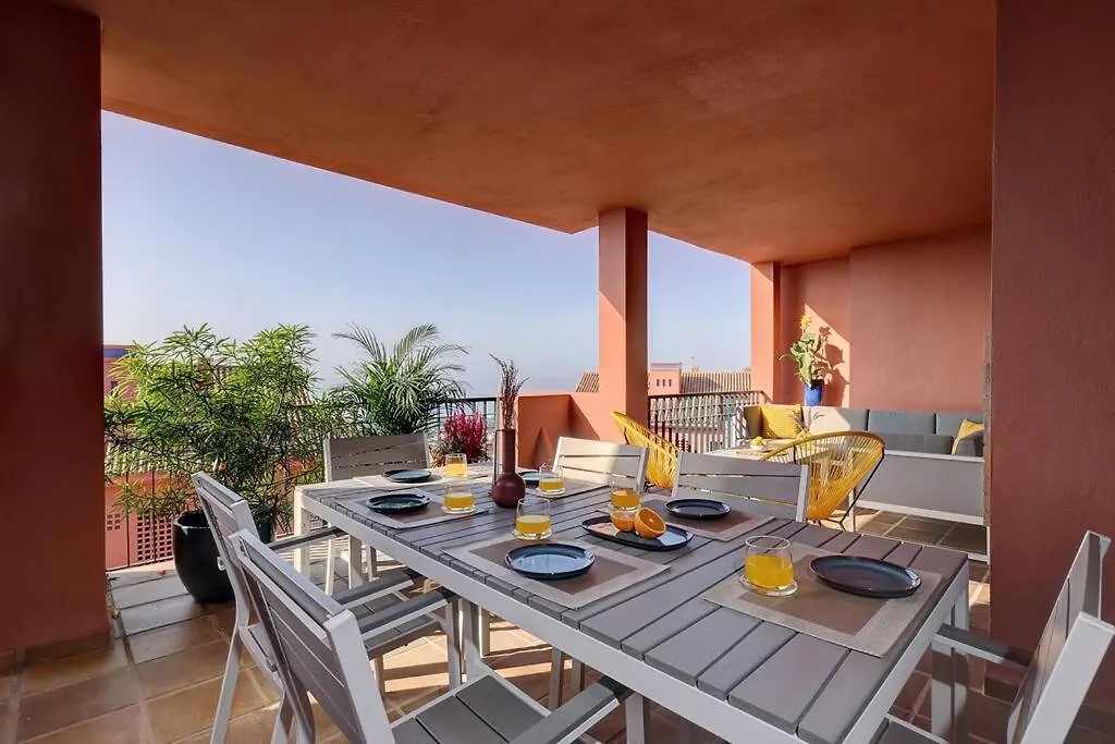 017 Superb Sea View 2 Bed Calahonda Apartment Sitio de Calahonda