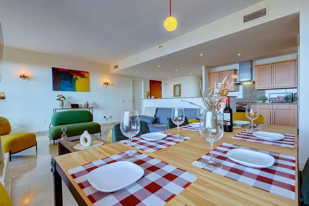 017 Superb Sea View 2 Bed Calahonda Apartment Sitio de Calahonda Spain