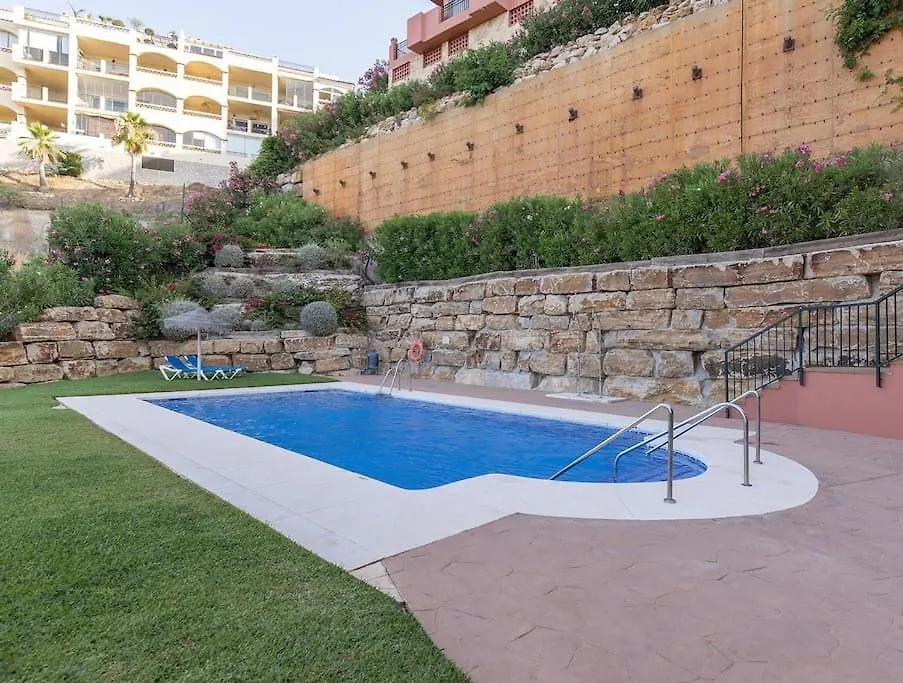 017 Superb Sea View 2 Bed Calahonda Apartment Sitio de Calahonda
