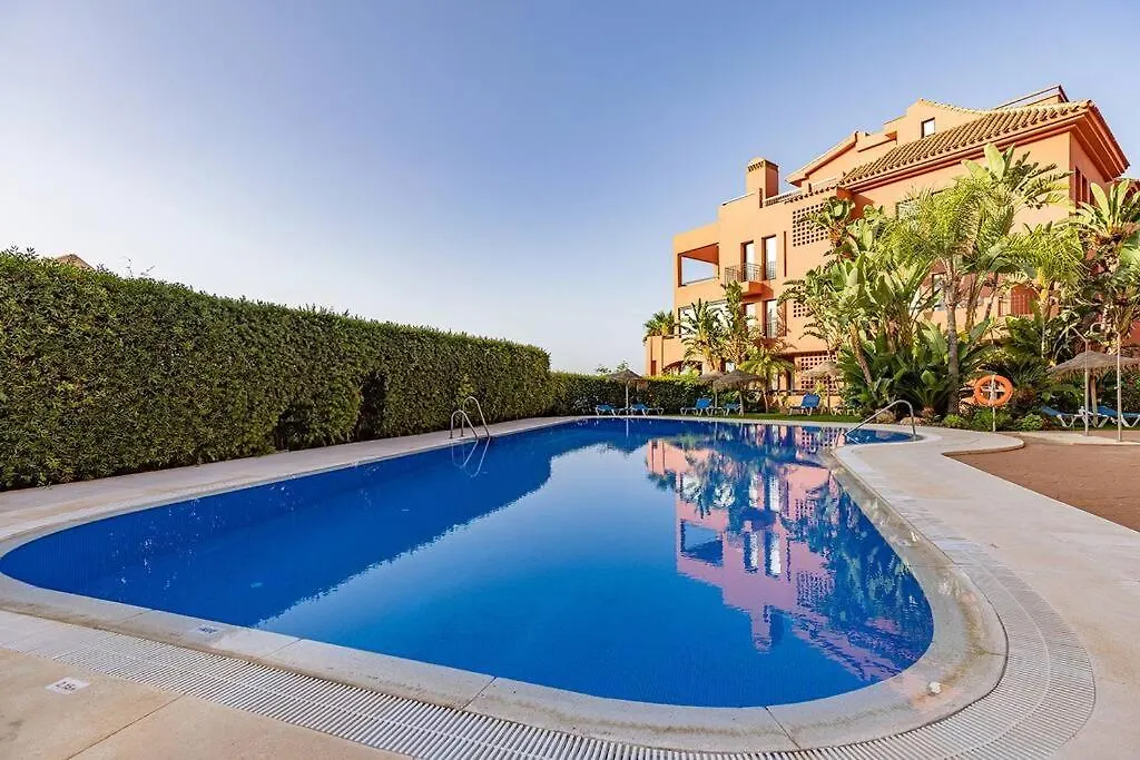 017 Superb Sea View 2 Bed Calahonda Apartment Sitio de Calahonda
